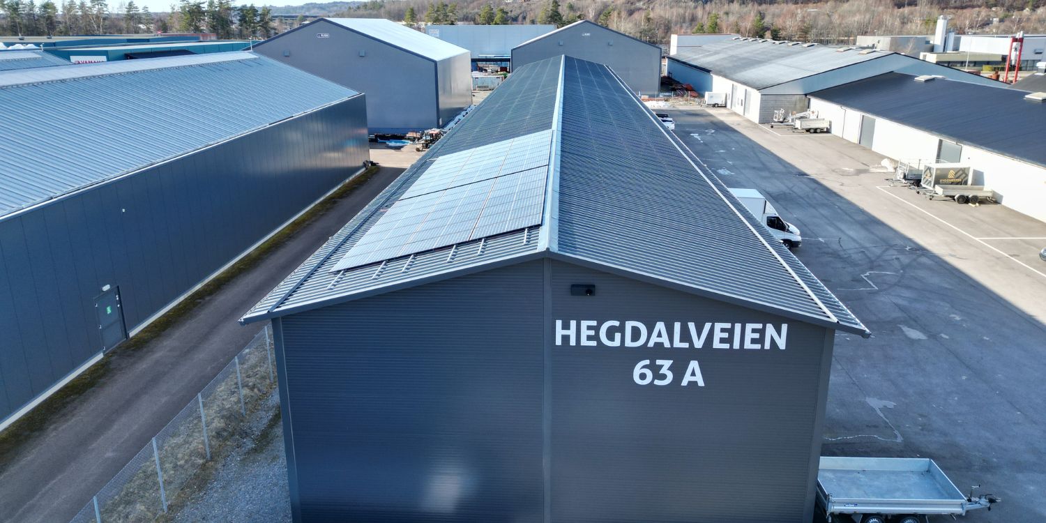 Lagerseksjonsbygg Hegdalveien 63 ferdig bygg sett fra siden.